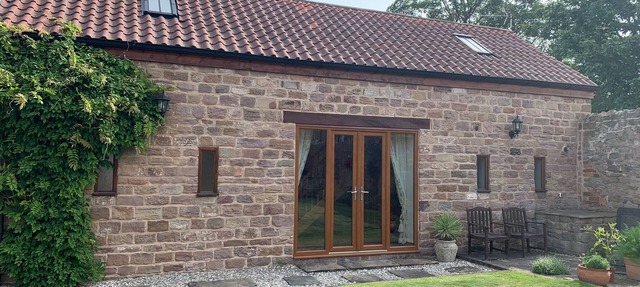 Luxury accommodation in the old village of Aston