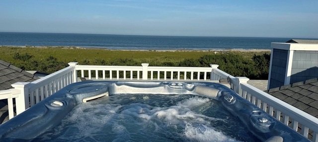 Luxury LBI Retreat 5BR, 4.5 BA ocean and bay views, hot tub, elevator. Sleeps 14