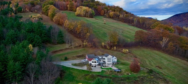 Luxury Mountain Dream Escape Hot Tub/Game Room