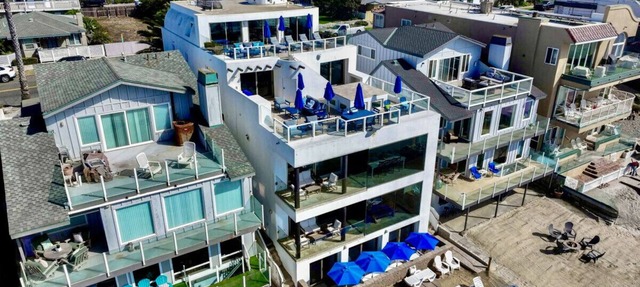 Luxury Oceanfront Villa, Roof Deck & Private Beach