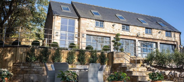 Luxury Peak District Cottage/Barn Derbyshire, Carsington Lake views WiFi