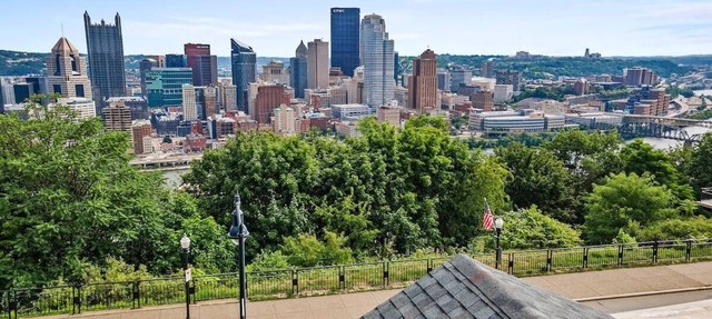 Luxury Pittsburgh Home with Incredible View