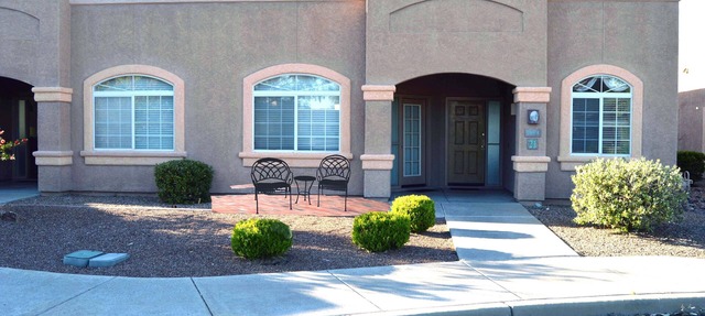 Luxury Studio Apartment Located in a Popular High Desert Resort