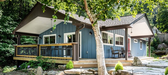 Magical Mountain Retreat on Blackberry Falls!