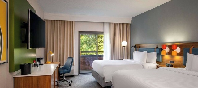Make Your Trip More Enjoyable! Close to Wrentham Village Premium Outlets