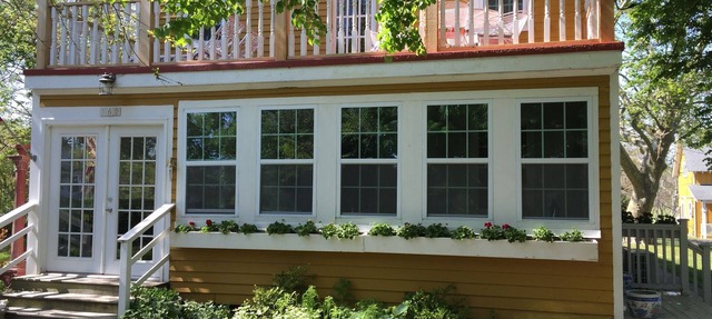 Malvasia Cottage at Willow Creek Vineyard Unique Pied-A-Terre Getaway
