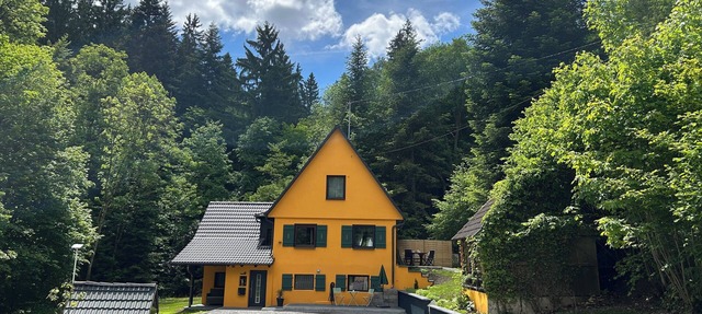 Mandarinenhaus Murrhardt close to the center, secluded location by the forest, all accommodation