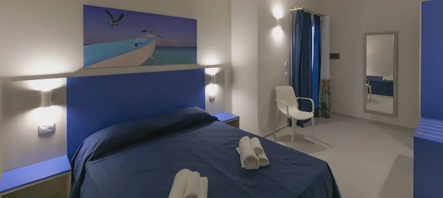 MAP ENJOY ROOMS Rooms with panoramic views and a few steps from the sea