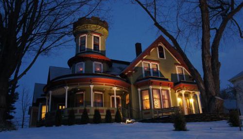 Maplecroft Bed & Breakfast