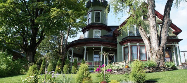 Maplecroft Bed & Breakfast