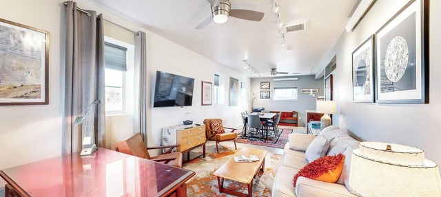 Martineztown Oasis - Near Hospitals and Downtown
