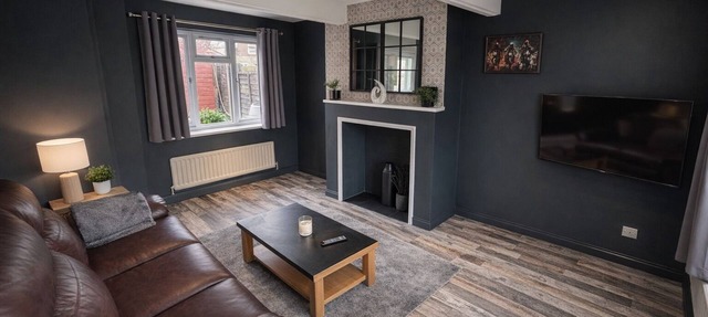 Marvelous 3-bedroom apartment in charming Canterbury for your stay
