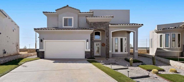 Massive Backyard! Tri Level Home 4 Bed 3.5 Bath