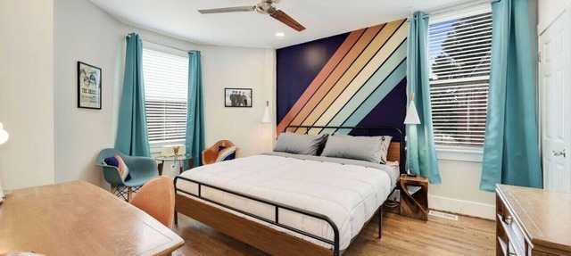 Massive Mid-Century Marvel: 5 Bedrooms and Parking