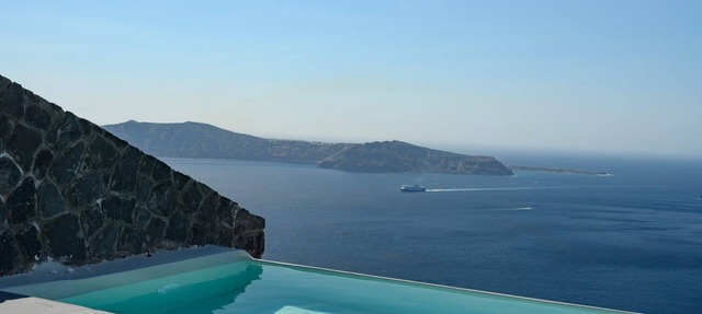 Masterful Santorini Suite | Morgen Faust Suite | Breathtaking Sea Views
