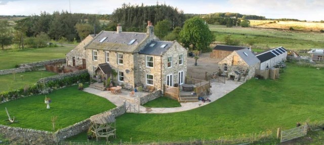 Meagill farmhouse, hot tub, bbq hut, sauna