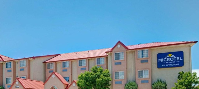 Microtel Inn & Suites by Wyndham Albuquerque West