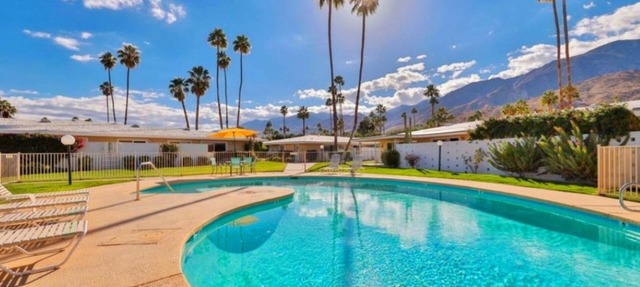 ☆Mid Century Modern on Golf Course - So. PS Amazing Views-3 Pools, Spa & Views☆