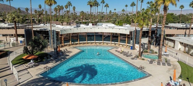 Mid-Century Modern Quiet Oasis in Palm Springs - All Utilities included