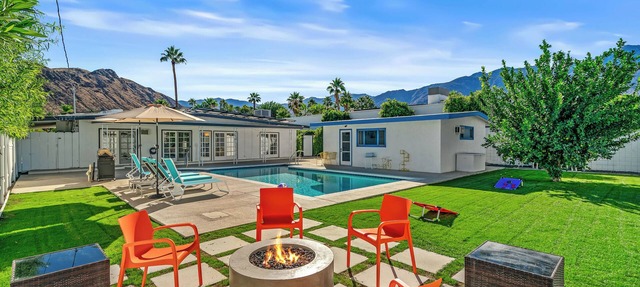Mid-Century Mountain Paradise With Pool, Spa & Mountain Views
