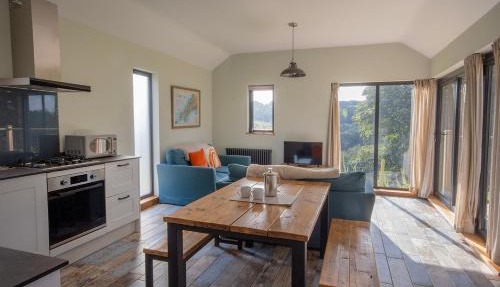 Middle Barn at Cusgarne Manor, adults only