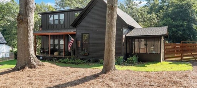 Midnight Sanctuary at Mystic Falls - 3 Bed 2.5 BA Home 1 mi to Covington Square