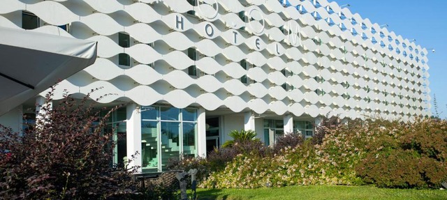 MO.OM Hotel