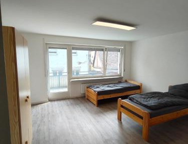 Mobilierte Monteuerswohnungen mit 7 Betten Stuttgart, Böblingen, Reutlingen, Waldenbuch - Tübinger