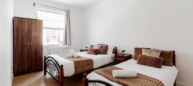 Modern 1BDR West Ealing , Ideal Location!