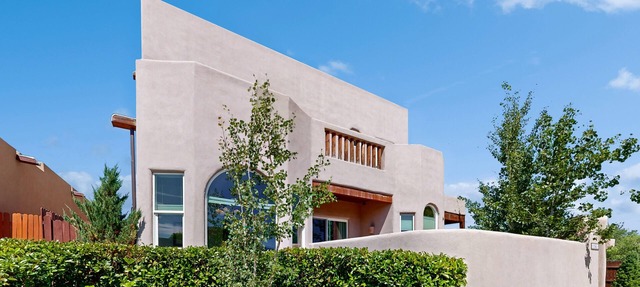 Modern Adobe Home w/Mountain-View Balcony, Short Drive Downtown