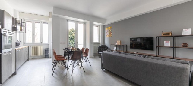 Modern and Comfortable Apartment in Cenisio Area