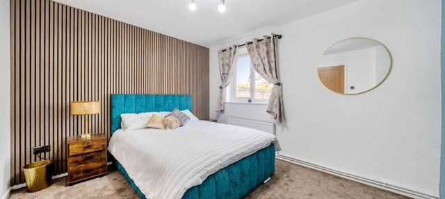 Modern apartment in quiet area close to city centre