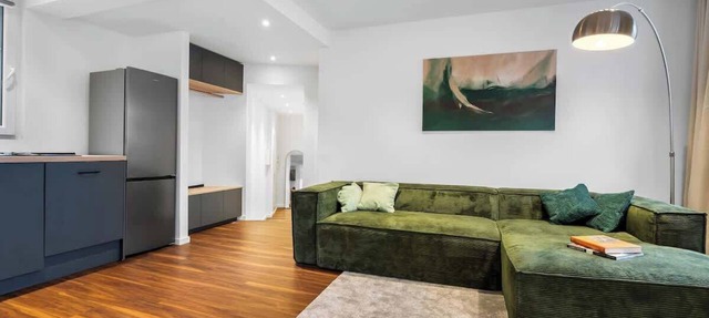 Modern apartment right in trendy Agnesviertel