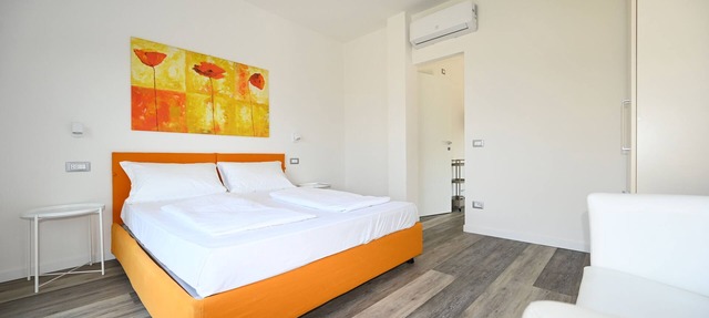 MODERN APARTMENT SECOND FLOOR AND PARKING SPACE APP SOLE
