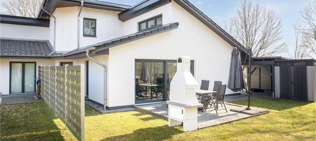 Modern, bright cottage for a wonderful family vacation.