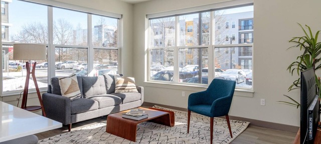 Modern Burlington 2BR w/Gym & W/D, nr Dining & Shops, by Blueground