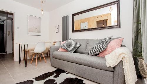 Modern Central 1BD Flat in Clerkenwell - sleeps 4!