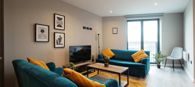 Modern Central Leeds 3 Bedroom Apartment Sleeps 6