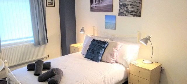 Modern Comfy 2-bedroom Flat in St Helens