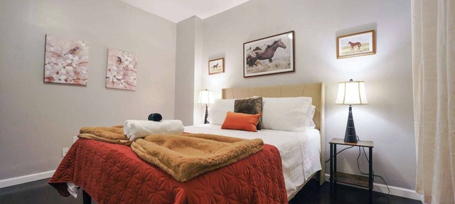 Modern Comfy Home, minutes to NYC