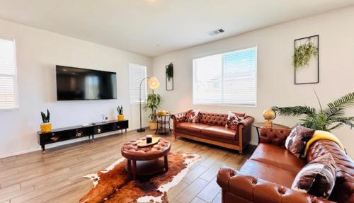 Modern Desert Gem, Boho Retreat 2 Living Rooms