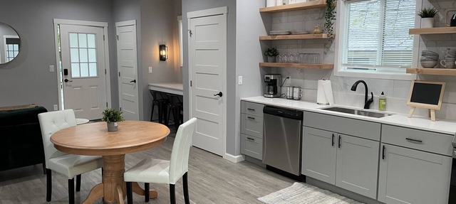 Modern Downtown Studio - FullyRenovated 1bed/1bath