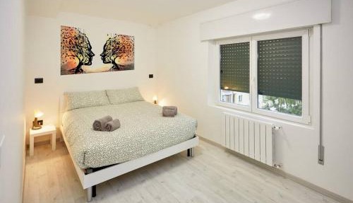 Modern flat per 6 Aviano AC Parking