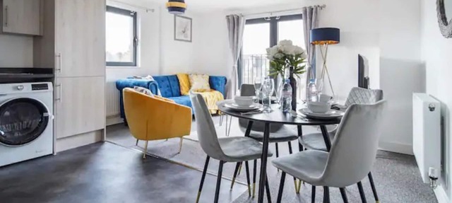 Modern Heathrow 2 Bed Serviced Apartment
