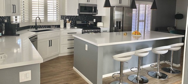 Modern Manufactured Home with a Classic Palm Springs style Mountain & Palms view