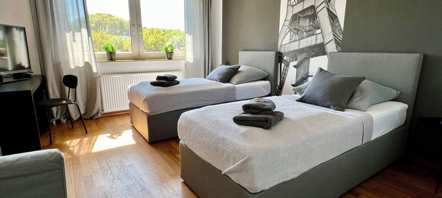 Modern & quiet apartment | balcony | Netflix