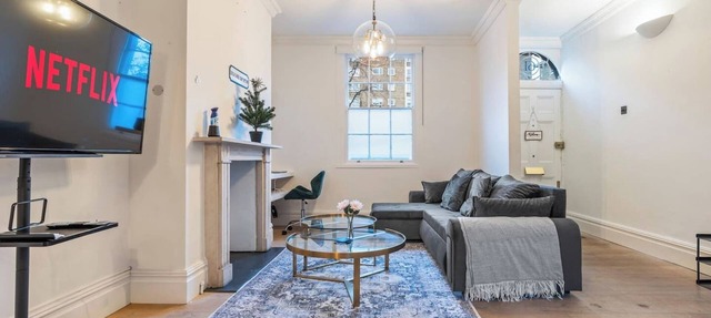 Modern | Spacious | Luxury 4 Bed in Camden Town