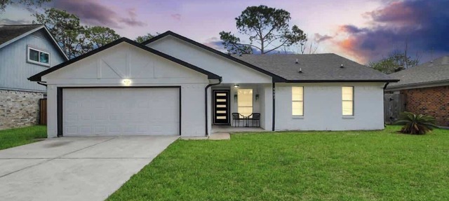 Modern & Spacious Home | Stylish Design | Parking