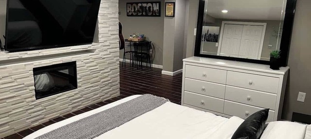 Modern Studio Close to Campus & 10min to Boston