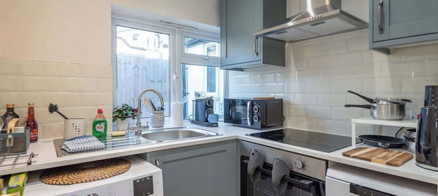 Modern Studio With Parking And Private Garden